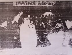 “Jas merah ” Air susu di balas dengan Air tuba “