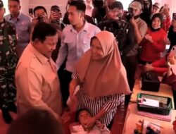 Presiden RI Prabowo Subianto Tinjau Langsung Pengungsian Korban Bencana Banjir dan Longsor di Kabupaten Langkat