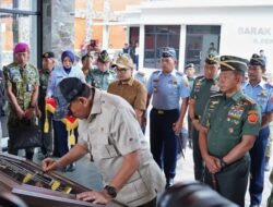 Panglima TNI Dampingi Menhan RI Resmikan Sarpras Dik Pa PK TNI di Kodiklat TNI Serpong