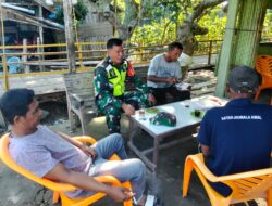 Babinsa Koramil 11/Bandar Baru Kodim 0102/Pidie Laksanakan Komsos di Desa Siren