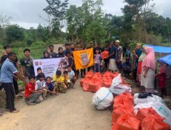 PSHT CABANG NAGAN RAYA SALURKAN BANSOS UNTUK KELUARGA PSHT DAN PENGURUS SILAT TERDAMPAK BANJIR & TANAH LONGSOR DI BETUNG ATEH BANGGALANG
