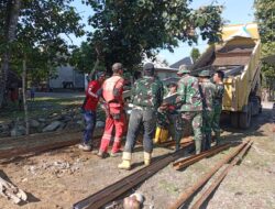 Kodim 0102/Pidie : TNI, VRI dan Masyarakat Bersatu, Gotong Royong Bangun Jembatan Gantung di Desa Ara