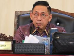 Rapat Paripurna DPRD Kota Medan Penyampaian Pandangan Fraksi-Fraksi DPRD Kota Medan Terhadap Penjelasan Pengusul Atas Perubahan Peraturan DPRD Kota Medan Nomor 1 Tahun 2025 Tentang Tata Tertib