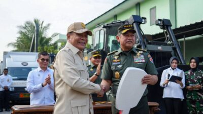 Kemenko Polkam Kirim Bantuan 20 Unit Mobil Penjernih Air pada Korban Bencana Alam di Sumut, Sumbar dan Aceh