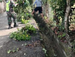 KORAMIL 11/BANDAR BARU KODIM 0102/PIDIE LAKSANAKAN KEGIATAN GOTONG ROYONG DI DESA PUEB LUENG NIBONG