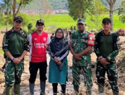 Danki Medis Yonif TP 856/SBS Markas Di Beutoeng Bersihkan Longsor Aceh Tengah