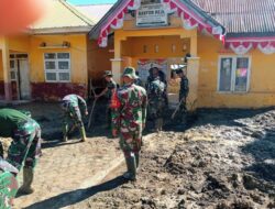 TNI Melaksanakan Pembersihan Polindes Desa Toweren Uken