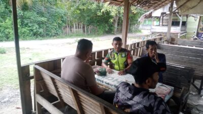 Momentum Idulfitri, Babinsa Koramil 11/Bandar Baru: Perkuat Silaturahmi dan Kemanunggalan dengan Warga