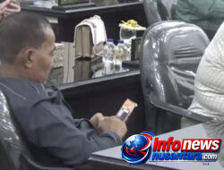 Jordan Sigalingging Anggota DPRD Serdang Bedagai Bantah Main Game Saat Paripurna