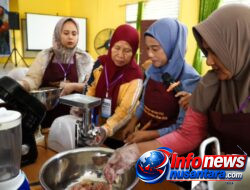 Holding Perkebunan Nusantara Optimalkan Potensi Lokal, PalmCo Latih 50 Perempuan Olah Ikan Lele Jadi Produk Bernilai Tambah