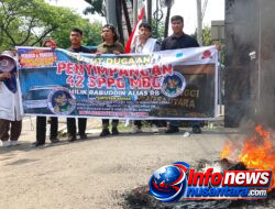 Puluhan Massa KAMAK Gelar Aksi Unjuk Rasa di Depan Kantor Kejati Sumut, Desak Kejati Sumut Bongkar Dugaan Korupsi Program MBG di Sumut