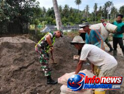 Babinsa Koramil 11/Bandar Baru Gotong Royong Bersama Warga di Jiem Jiem