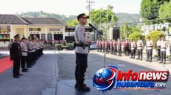 Kapolres Aceh Tengah Pimpin Upacara Purna Bakti AKP Radius Sianturi, Pengabdian 36 Tahun Berakhir dengan Penuh Kehormatan