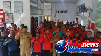 Kadis Damkarmat Deli Serdang Gelar Kegiatan Pembinaan dan Edukasi kepada Redkar di Desa Tanjung Mulia-Deli Serdang