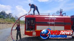 Satgas TMMD Ke-129 Kodim 0102/Pidie Suplai Air Bersih Gunakan Water Tank TNI AD untuk Kebutuhan Santri dan Warga