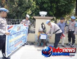 Sambut Hari Jadi ke-24, Propam Polres Subulussalam Laksanakan Bantuan Sosial Pembagian Sembako kepada Masyarakat